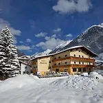Pensionat Fremdenpension Alpenruhe Sölden