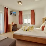 Fremdenpension Alpenruhe Πανσιόν 3*